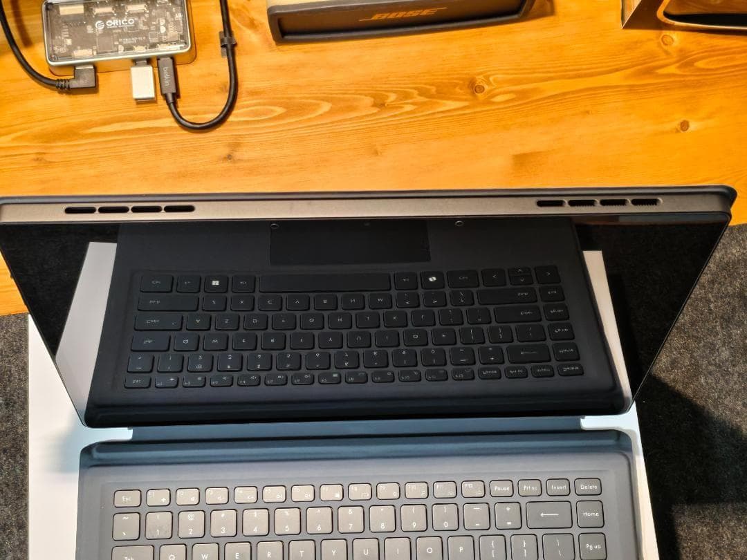 MINISFORUM V3 タブレットPC Ryzen 7 8840U 32GB