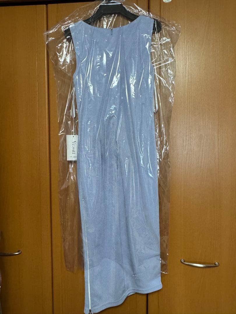 レア品 新品未使用タグ付き Veautt ヴュート 高級ロングドレス