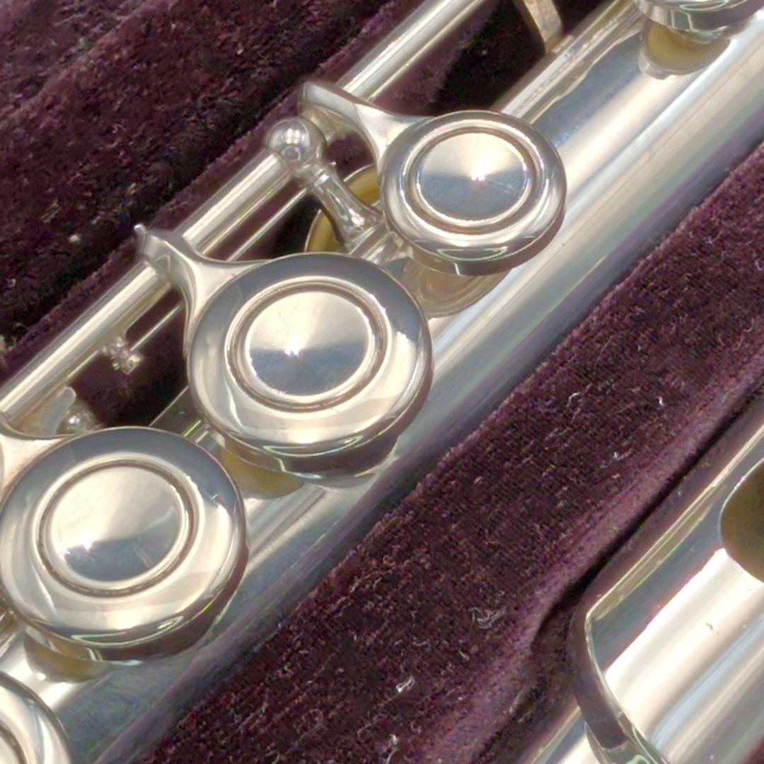 フルート　調整済　美品　ヤマハYFL211SⅡ（Eメカ.銀メッキ仕様）