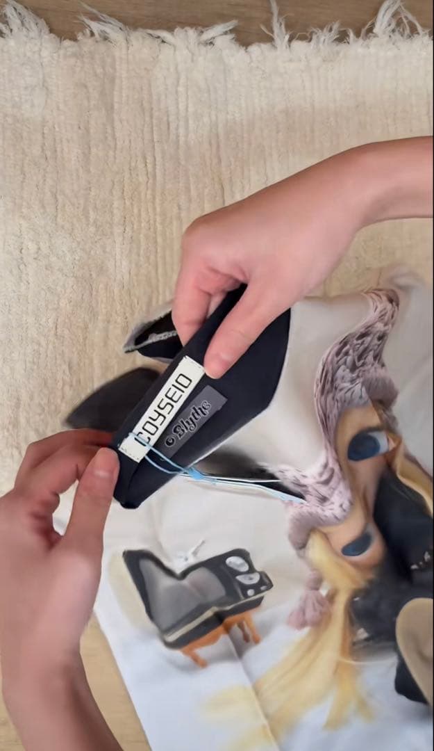 coyseio ワンショルダーTシャツ