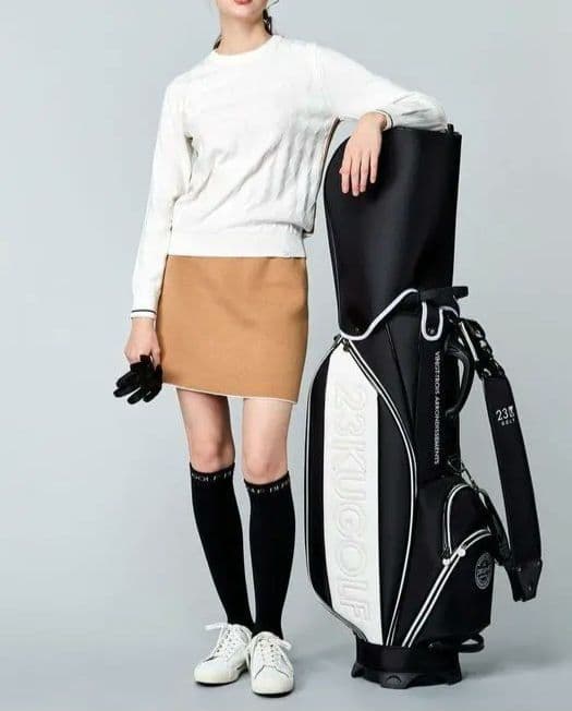 ゴルフウェア　ニットアップ 23区