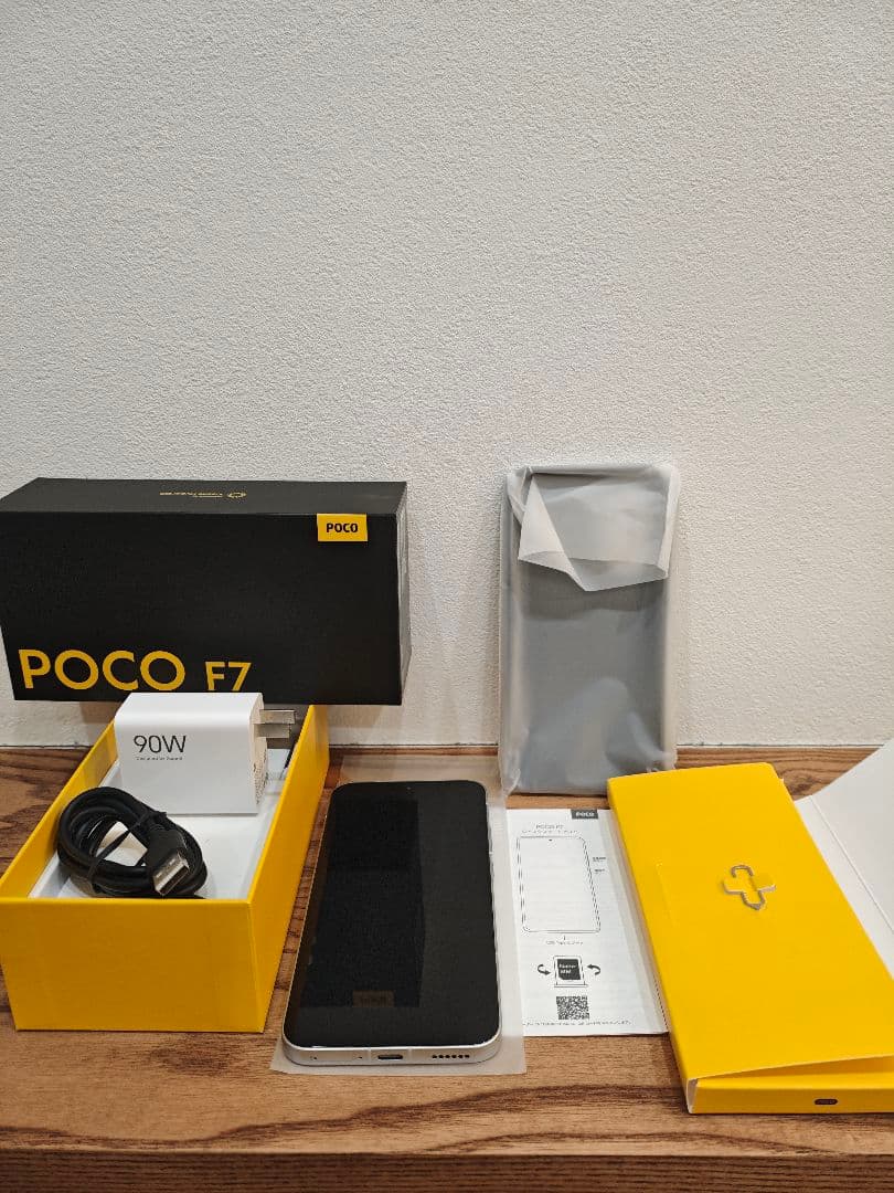 POCO F7 ホワイト 12GB RAM 256GB ROM