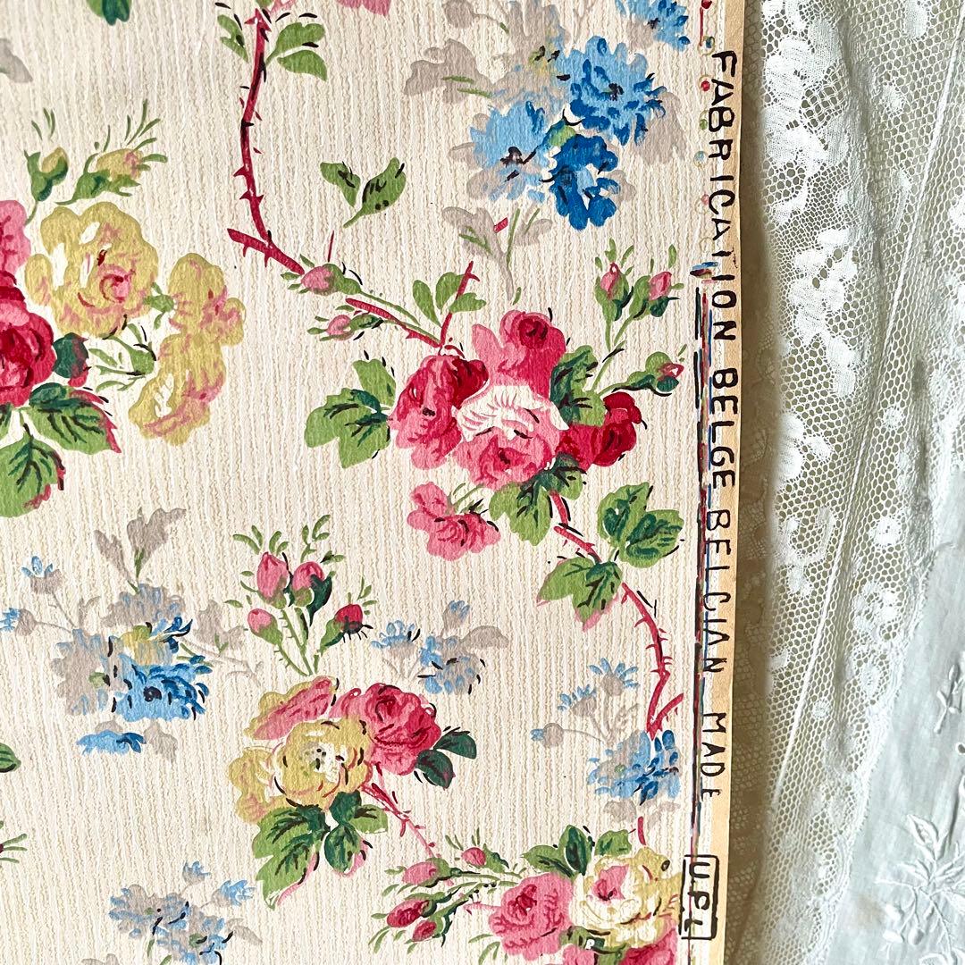 luビスケッツ　ローズ柄壁紙　ウォールペーパー　検フランスアンティーク