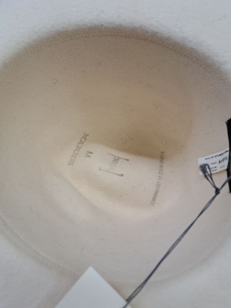 COMME des GARCONS HOMME PLUS × SCHA ハット