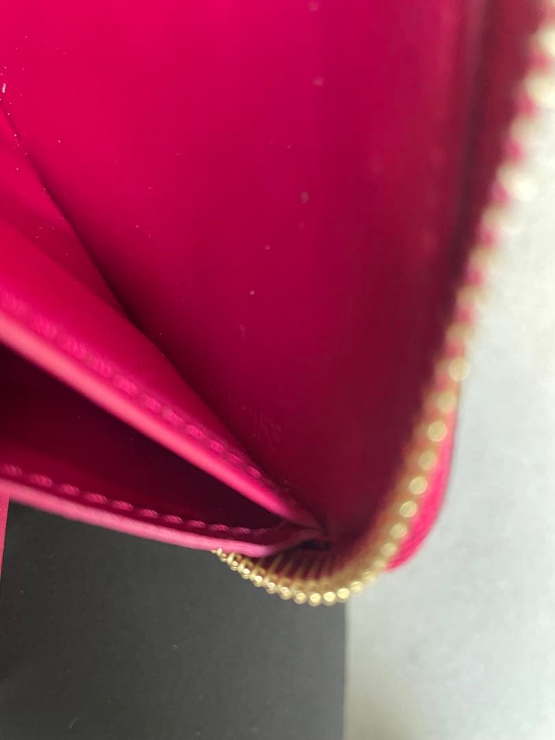 ルイ・ヴィトン 赤 長財布 保存袋・箱付き