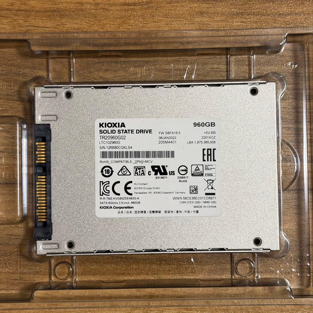 美品 KIOXIA EXCERIA 2.5インチ SATA SSD 960GB