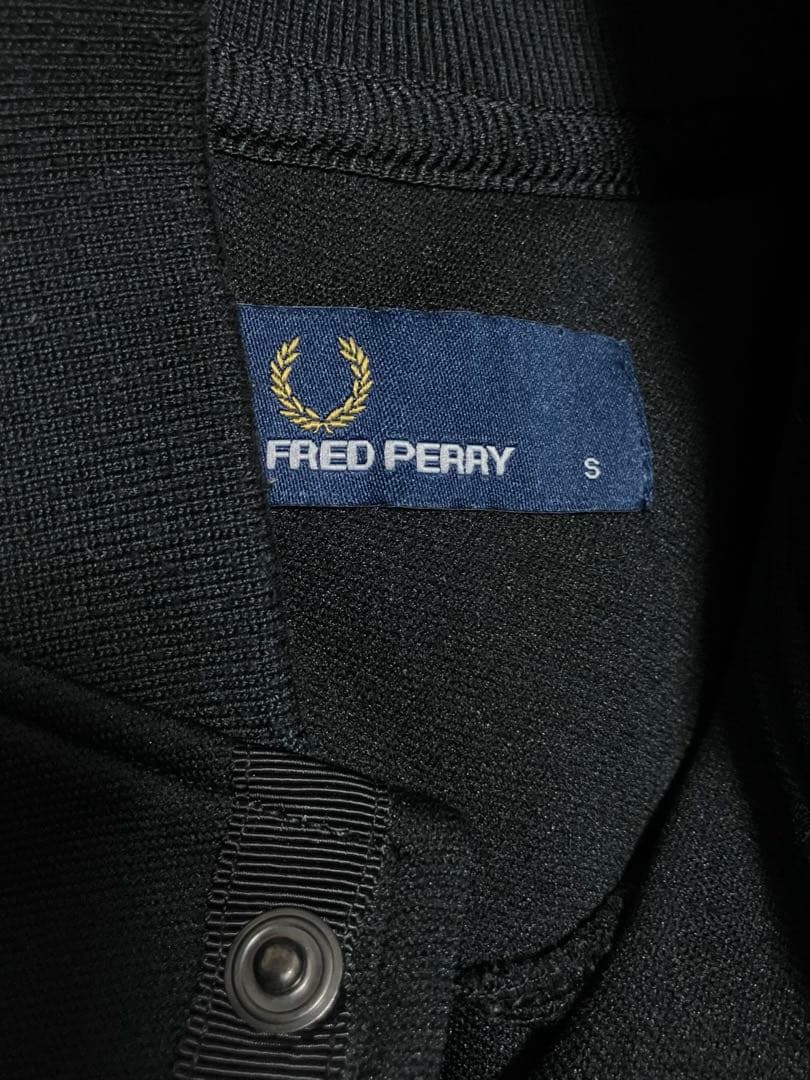 FRED PERRYフレッドペリーのスタジャン　送料無料　Sサイズ/黒/ブラック