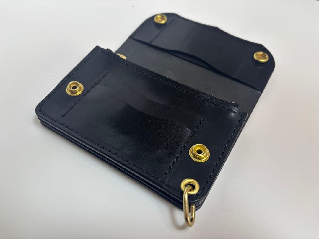 黒　栃木サドルレザー　トラッカーウォレット　三層　真鍮　クロスボールコンチョ