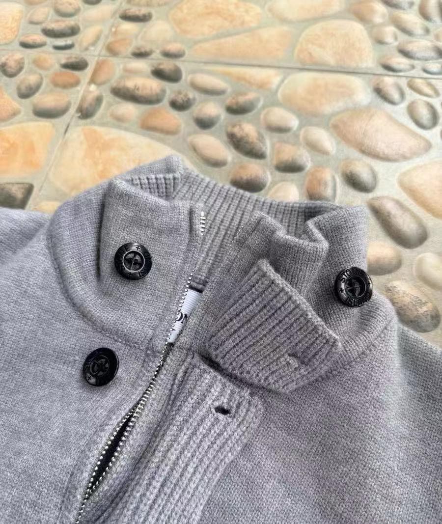 ストーンアイランド　ジップアップニットジャケット　カーディガン グレー