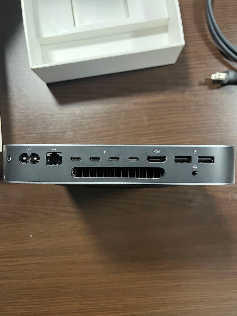 Macmini 2018 i7 メモリ64GB SSD512GB 初期化済