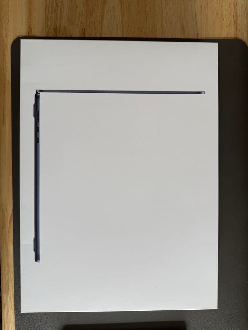 Apple MacBook air M2 15インチ 極美品 オマケ付き