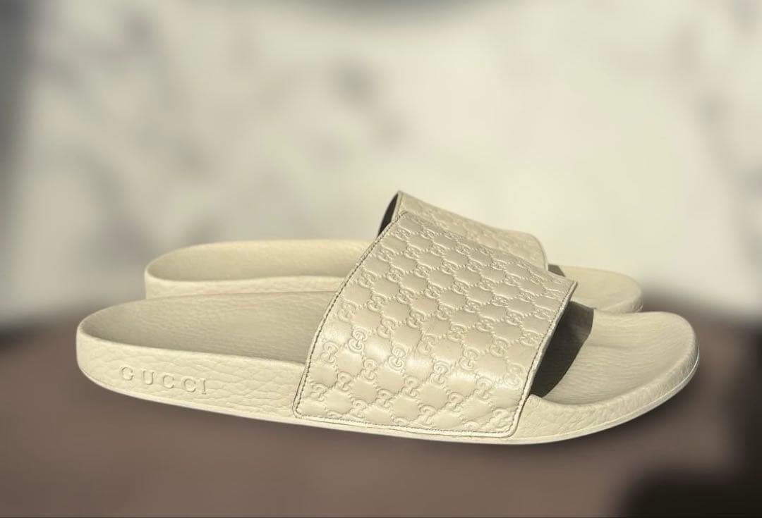 gucci シマレザー　サンダル　シューズ　グッチ　GGガラ　スニーカー