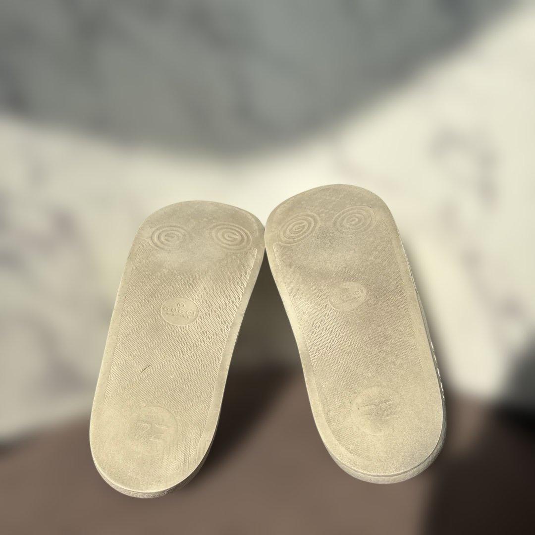 gucci シマレザー　サンダル　シューズ　グッチ　GGガラ　スニーカー