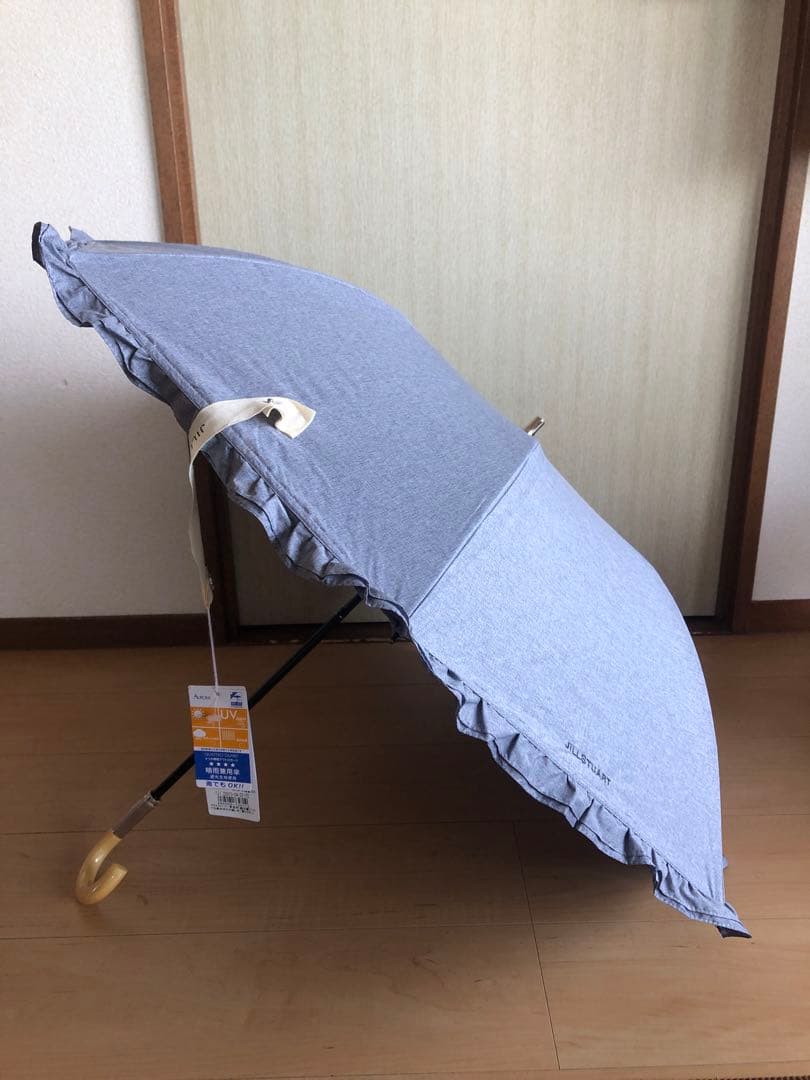新品　ジルスチュアート　晴雨兼用傘　日傘　折りたたみ　フリル　グレー