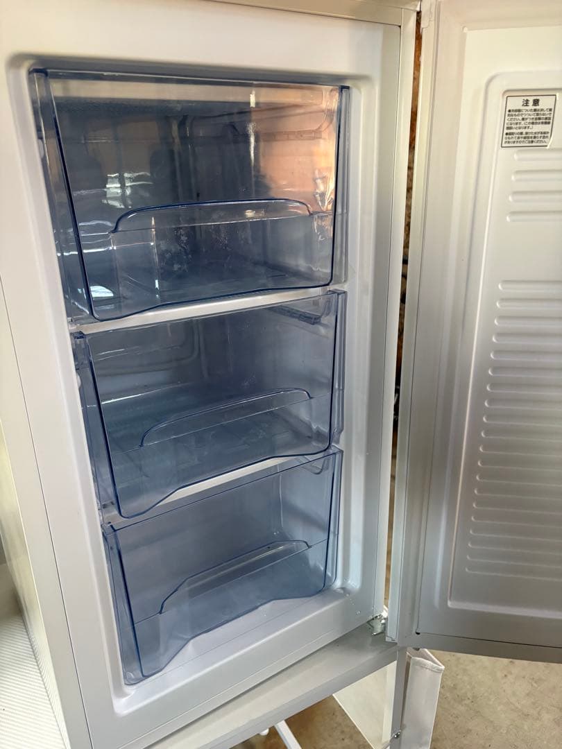 ま*め様 アイリスオーヤマ(IRIS OHYAMA) 冷凍庫 60L IUSD-