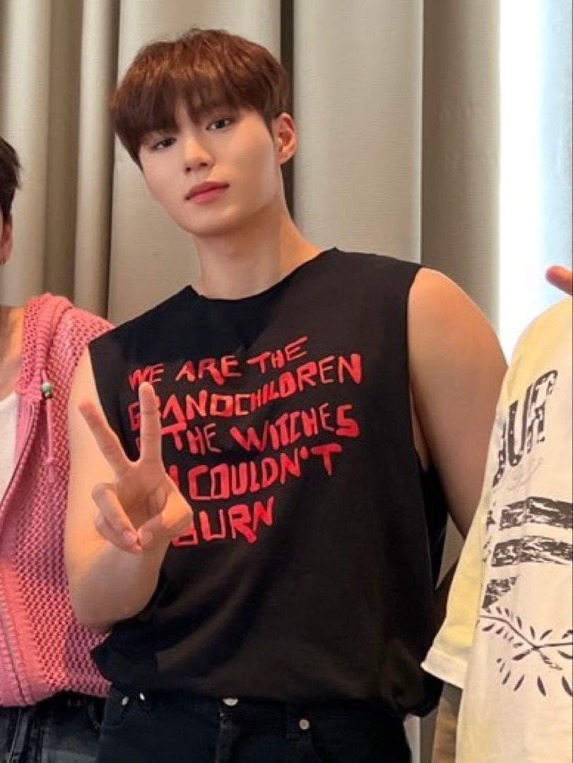 WEi ウィアイ ジュンソ リリイベ ポラロイド チェキ サイン