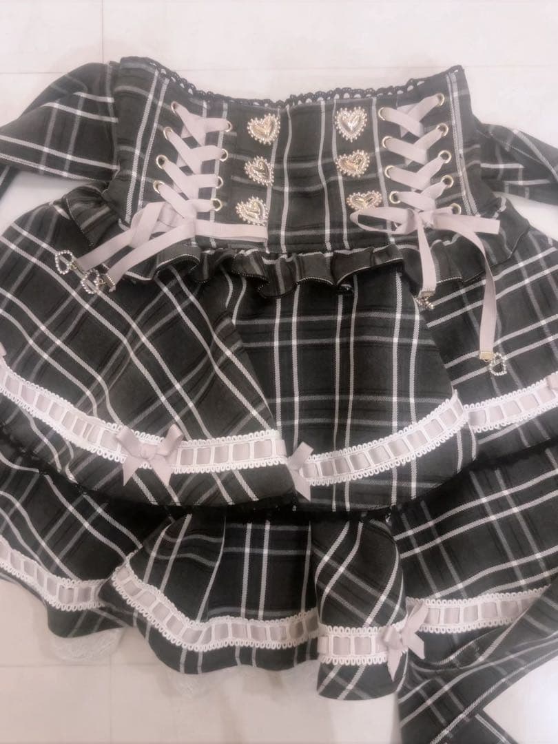 LIZLISA‪‪❤︎‬はしごリボンチェックティアードスカパン