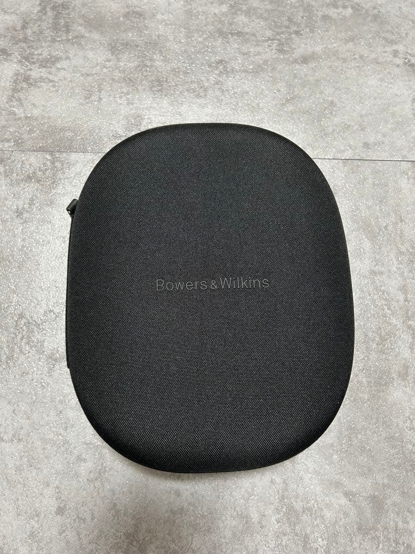 Bowers & Wilkins ワイヤレスヘッドホン　px8