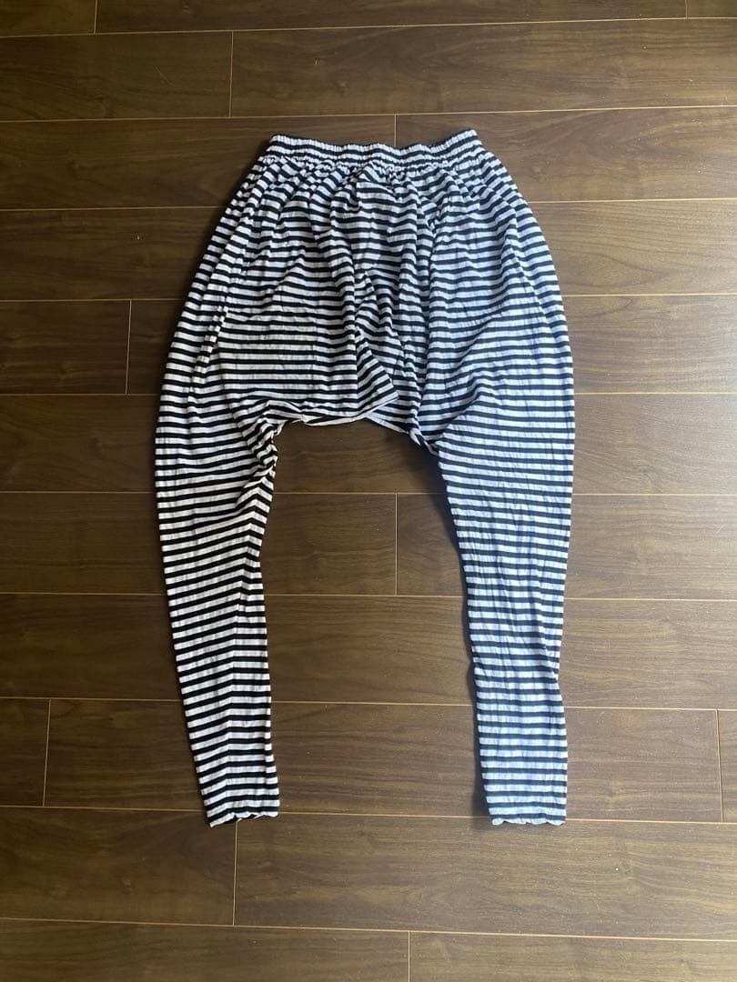 サルエルパンツ