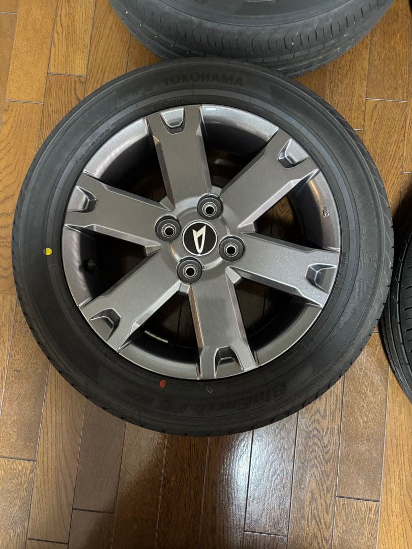 タフト　純正タイヤ・ホイルセット　未使用品