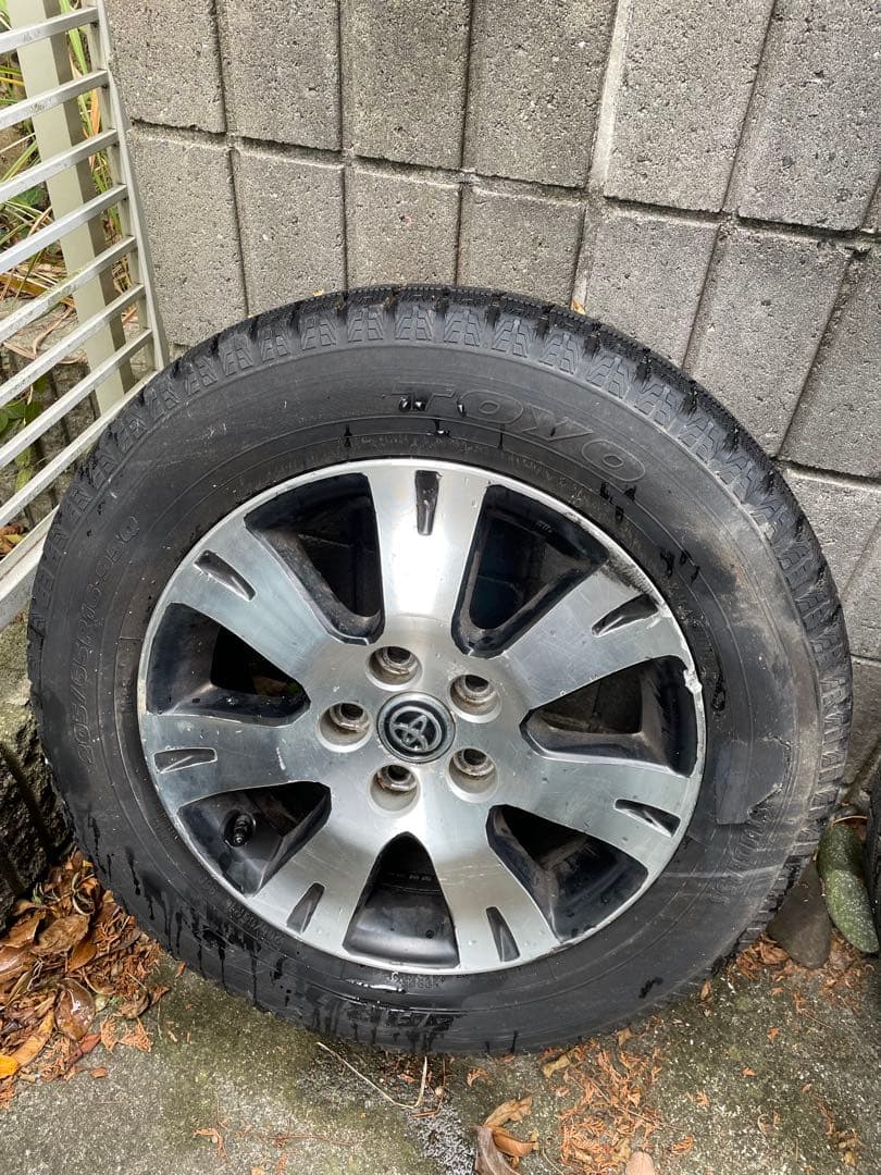 伊豆太郎　アルファード純正16インチ スタッドレス　1本パンクのため格安