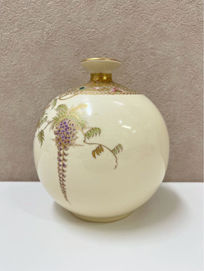 白薩摩 花瓶 金彩藤文 共箱付き 未使用品