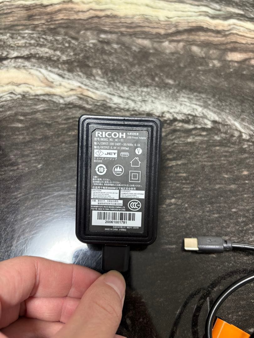 RICOH GR IIIデジタルカメラ 本体と付属品