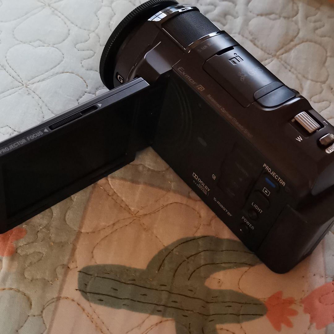 【美品】ビデオカメラ　SONYHDR-PJ630