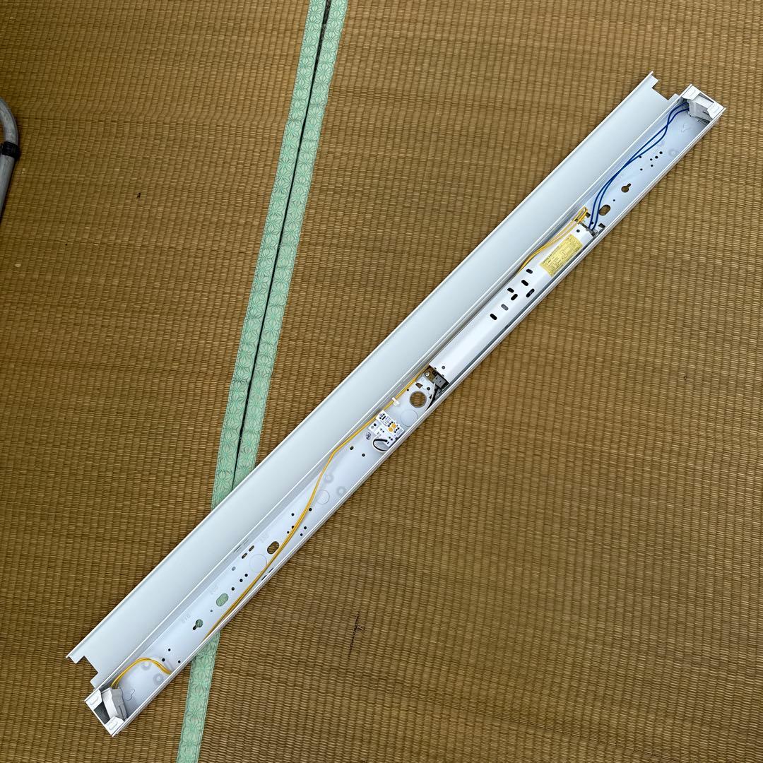 日立　トラフ形　蛍光灯器具 HPM4105V-MEN14 3個　生産終了