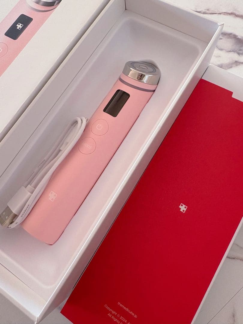 【1回のみ使用】メディキューブ 美顔器 AGE-R ブースタープロ 正規品