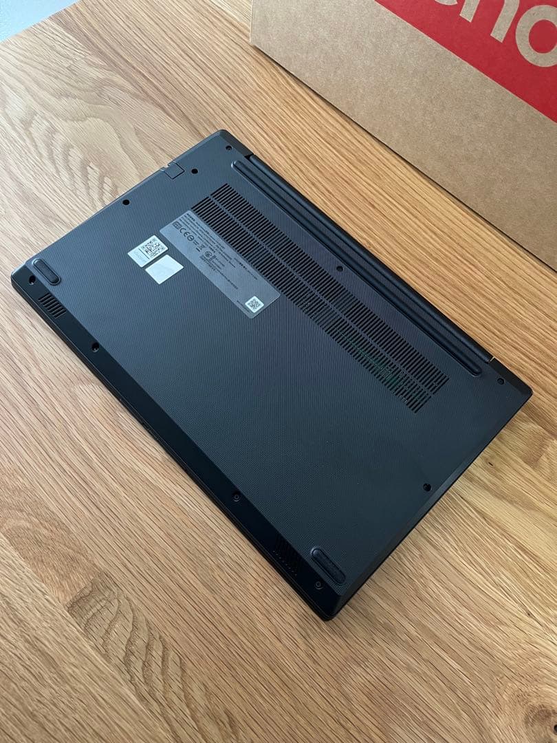 Lenovo v14 gen4 ノートPC ブラック