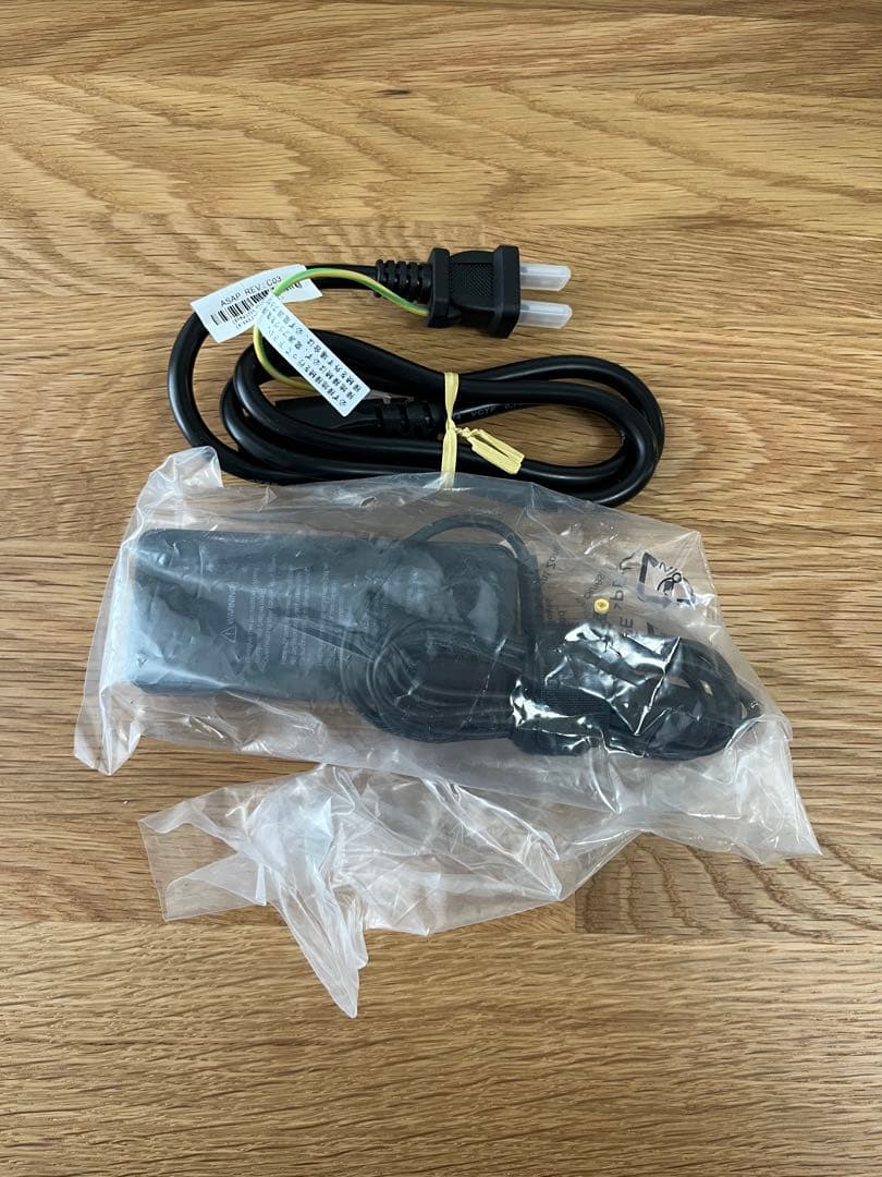 Lenovo v14 gen4 ノートPC ブラック