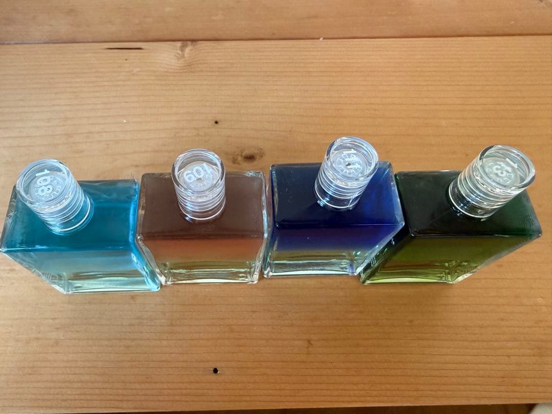 AURA-SOMA イクイリアムボトル4本セット