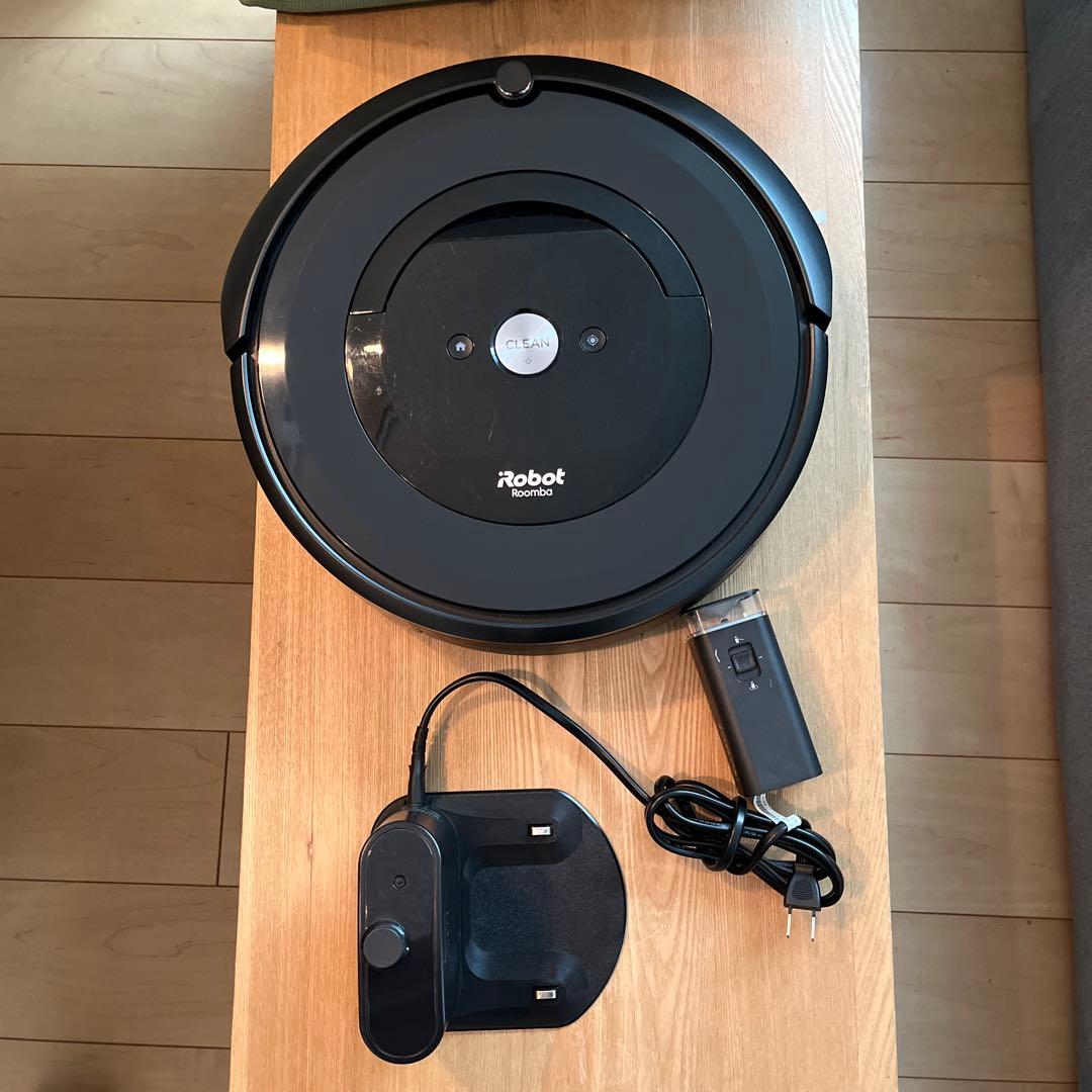 iRobot Roomba ルンバ　e5 ロボット掃除機 本体、箱付き