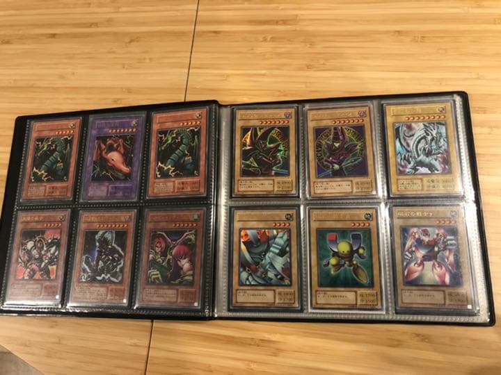 遊戯王 カード　初期　まとめ　他約1000枚以上