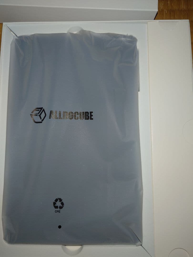 ALLODOCUBE Androidタブレット本体
