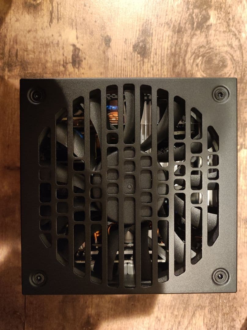 電源ユニット Fractal Design Ion SFX 650G