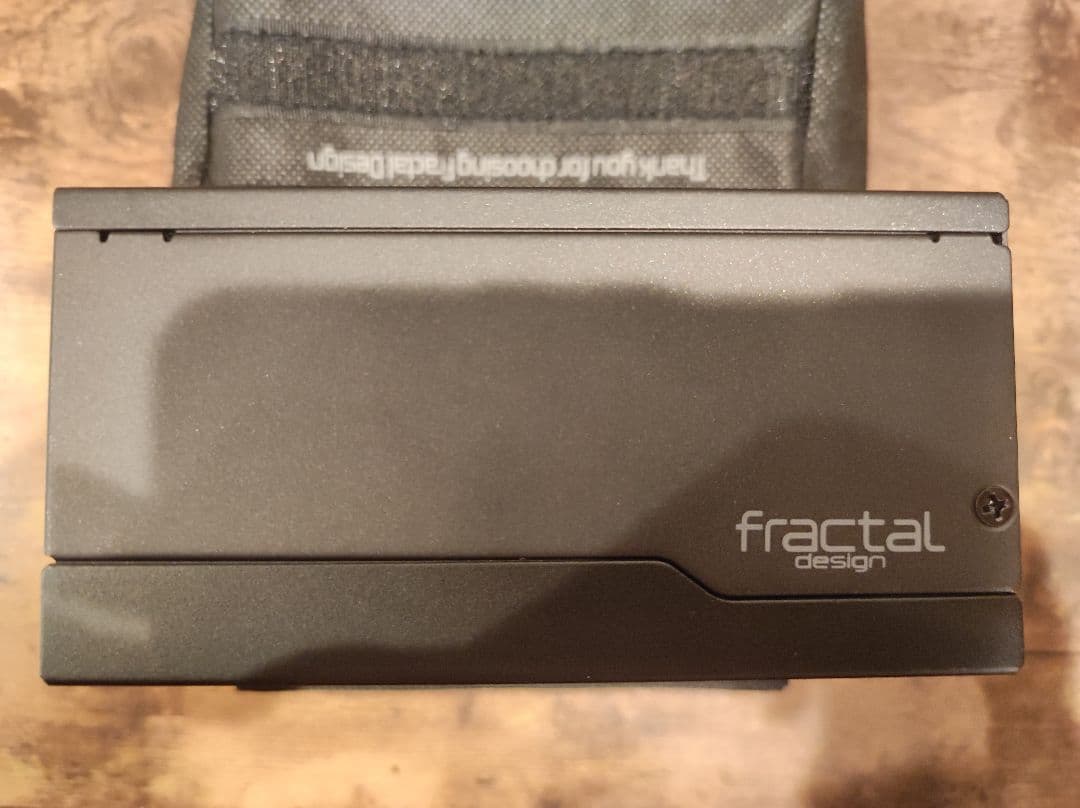 電源ユニット Fractal Design Ion SFX 650G