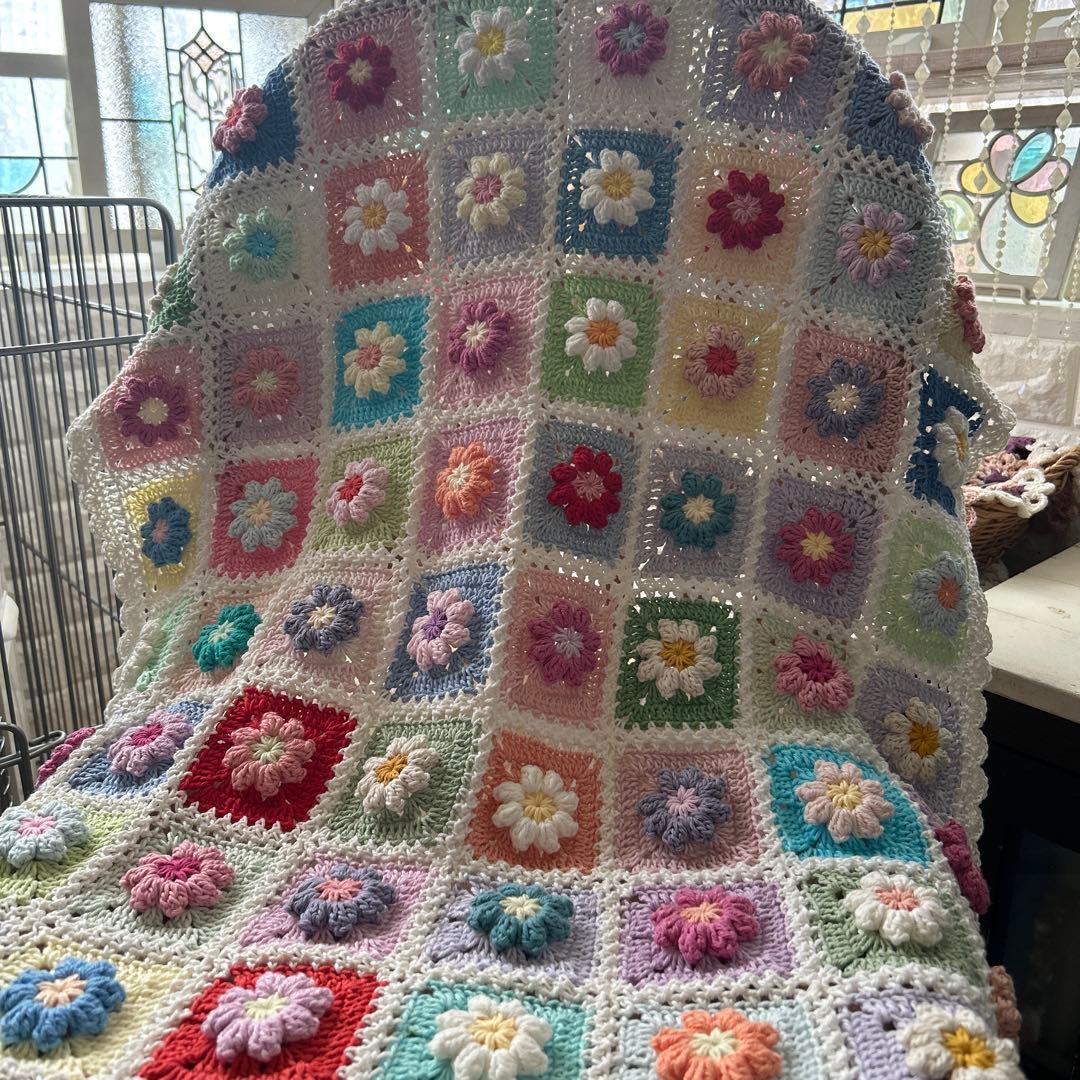 ぷっくり。お花のモチーフ編み マルチカバー ブランケット 手編み コットン