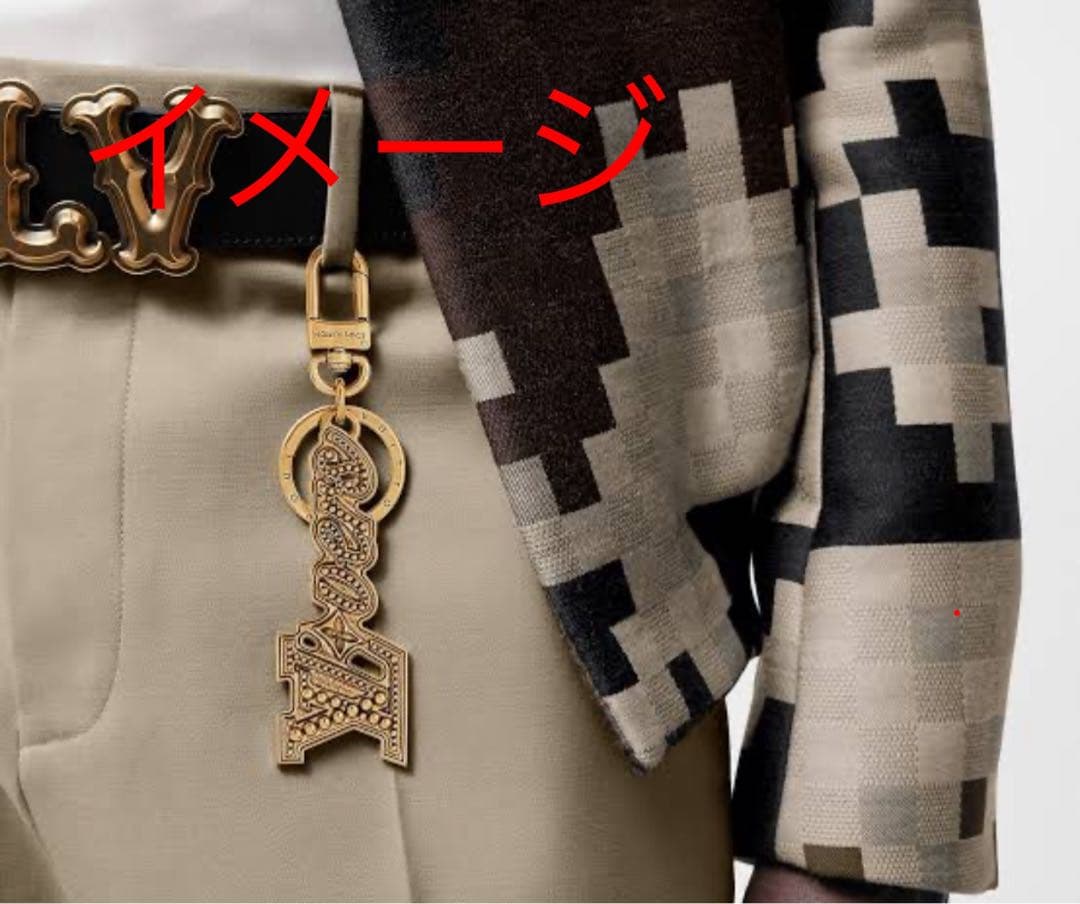 未使用 キーホルダー　ルイヴィトン　バーズ スタッズ バックチャーム