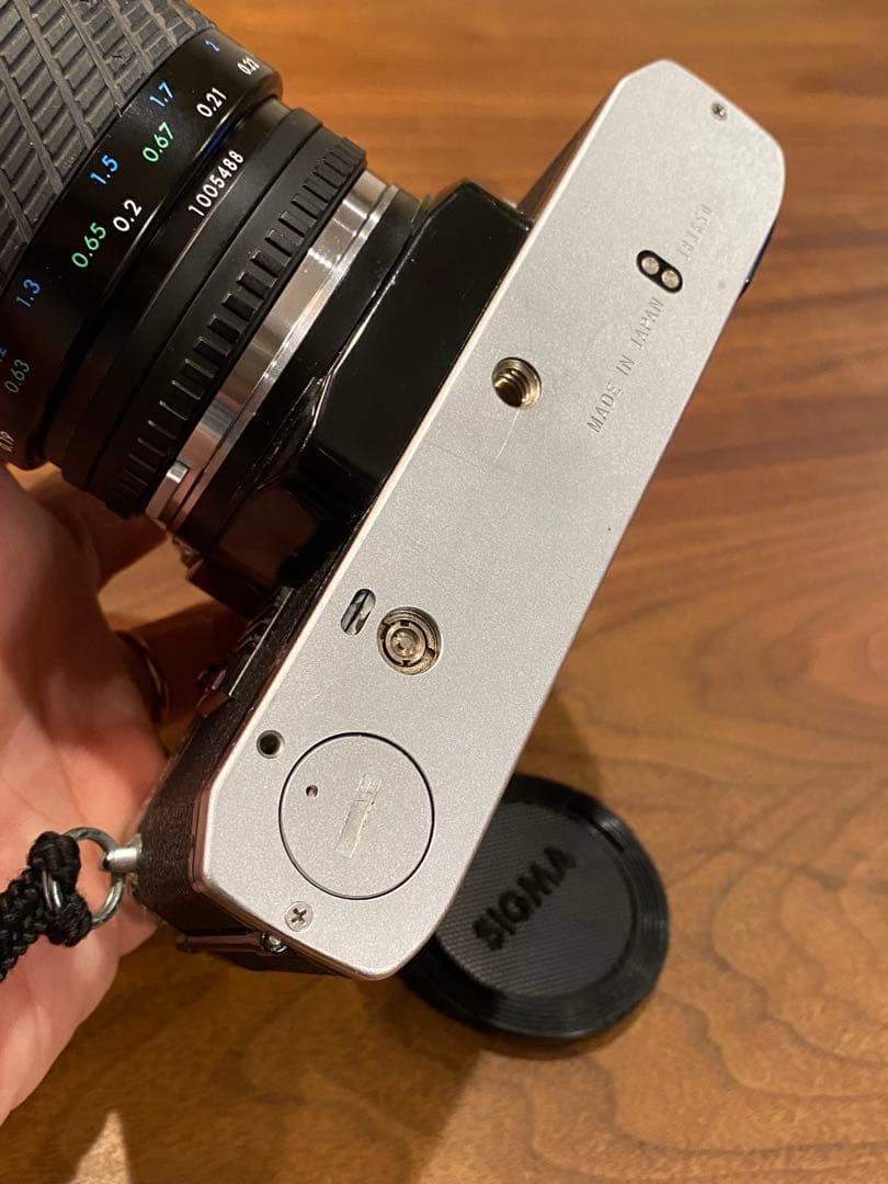 OLYMPUS OM-10 フィルム一眼　シグマ1:2.8 50マクロレンズ付