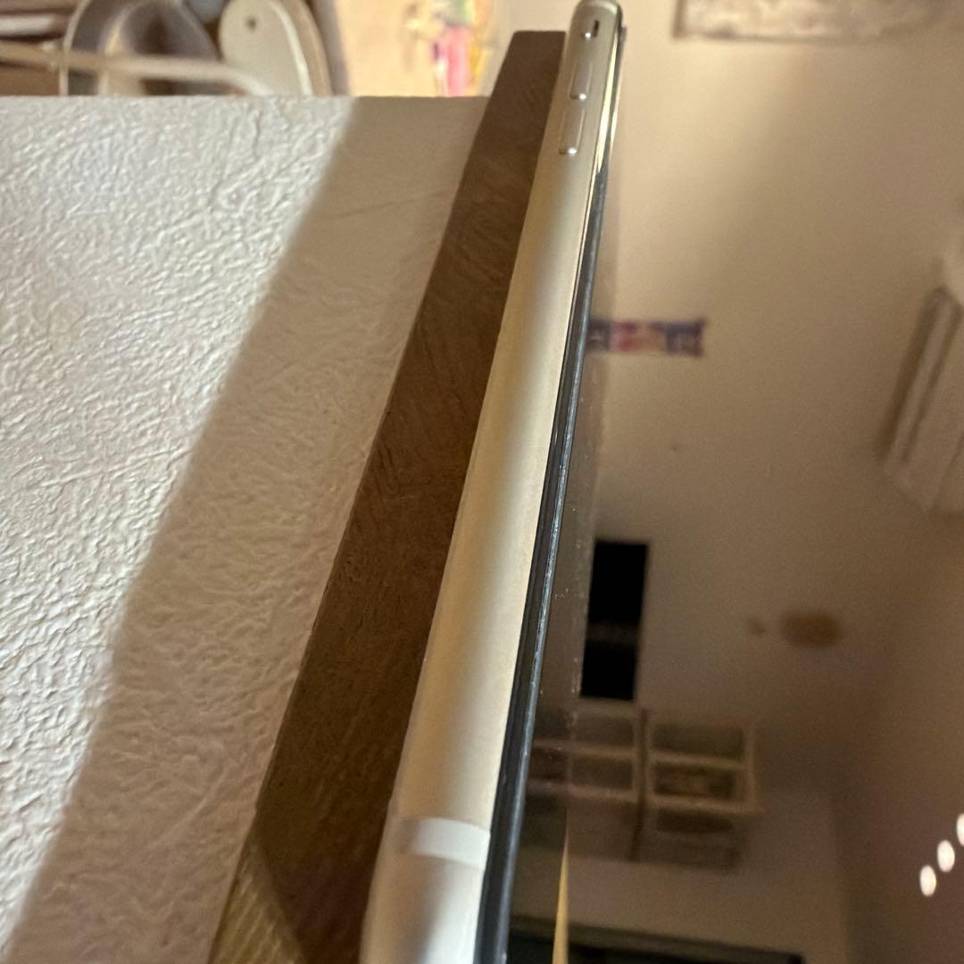 値下げ！美品！Apple iPhoneSE3 スターライト128GB