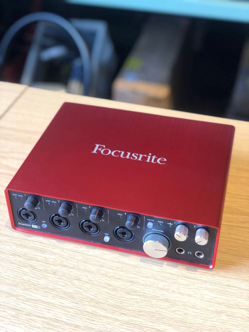 Focusrite Scarlett 18i8 USBオーディオインターフェース