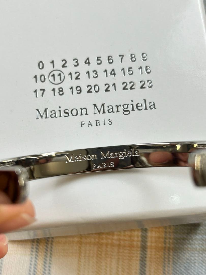 メゾンマルジェラ バングル ブレスレット