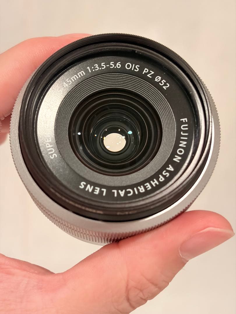 Fujifilm X-A5 ミラーレスカメラ 神レンズ付き