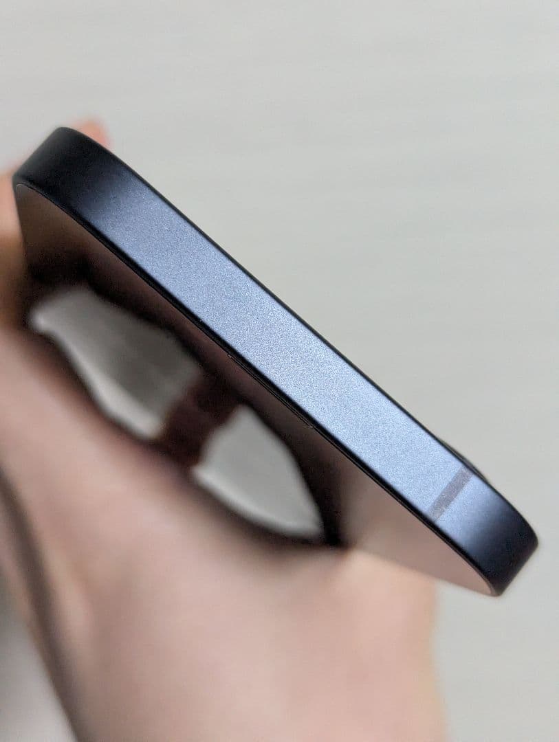 未使用に近い IPhone 16e 128GB ブラック（日本版）