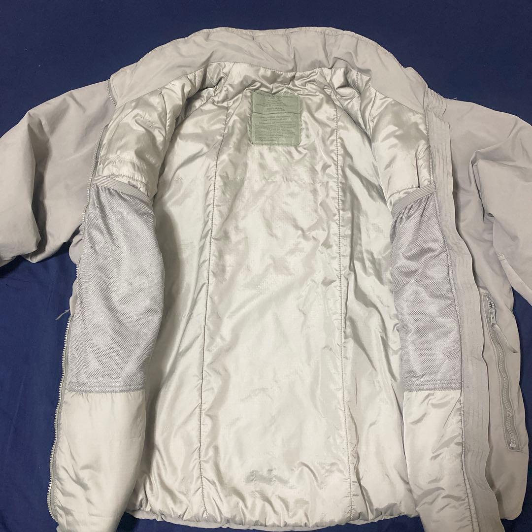 米軍　ECWCS LEVEL7 gen3 US 実物　M-R