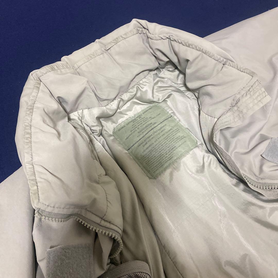 米軍　ECWCS LEVEL7 gen3 US 実物　M-R