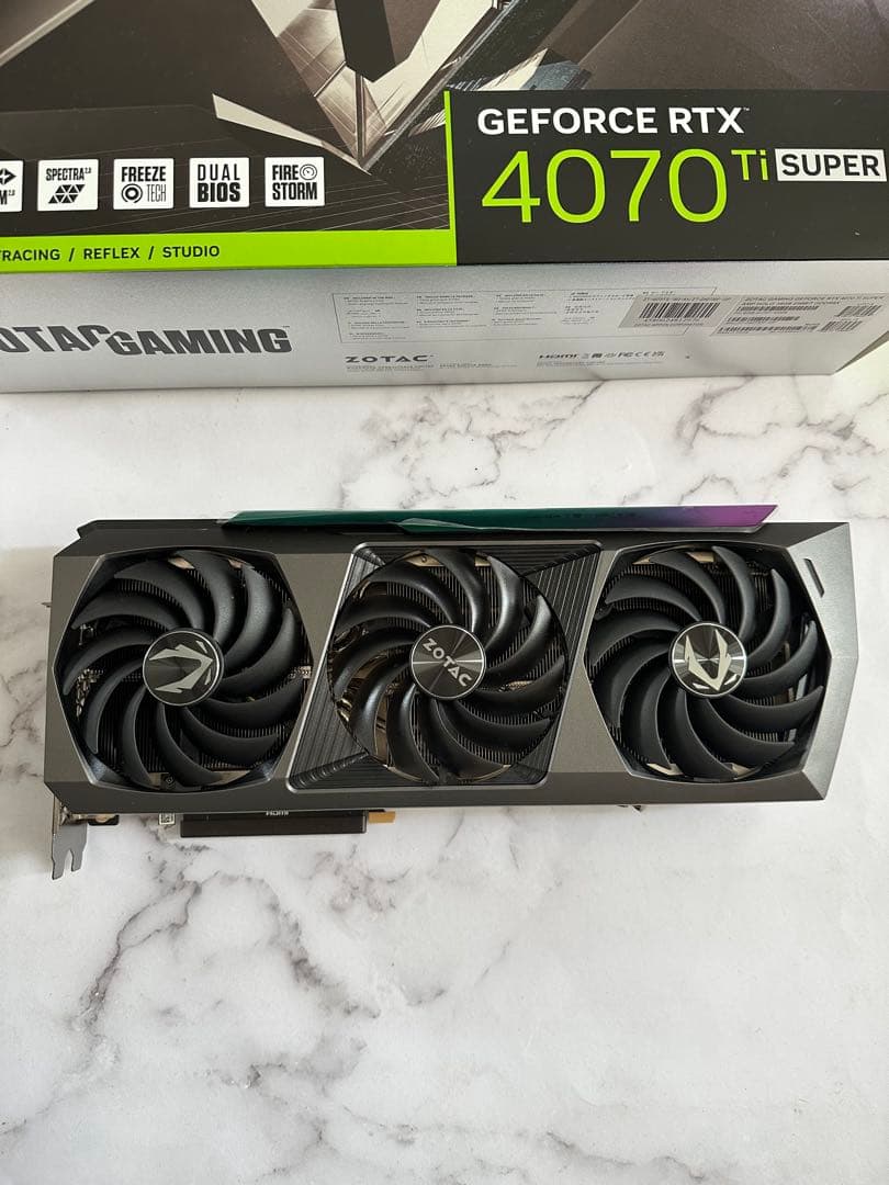グラフィックボード・グラボ・ビデオカード ZOTAC GAMING GeForce RTX 4070 Ti SUPER