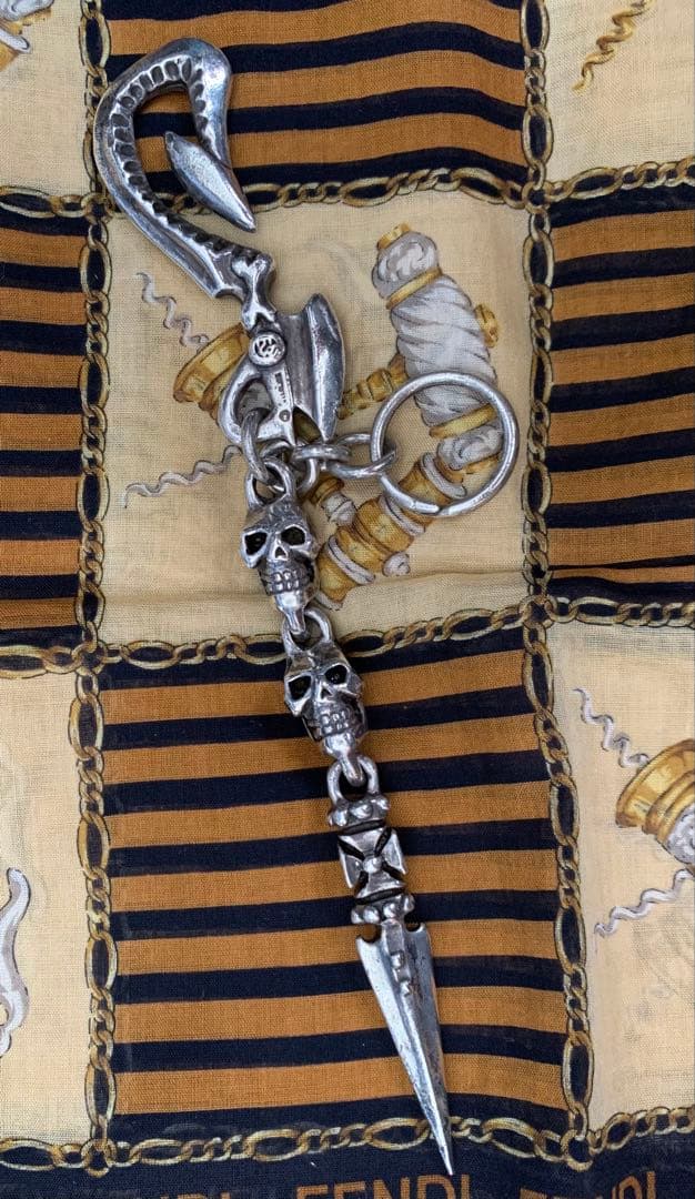 トラヴィスワーカー スカルキーチェーン